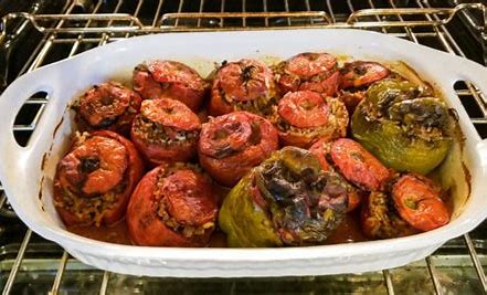 Yemista (Stuffed Tomatoes & Peppers with Rice) tray 2.5kg